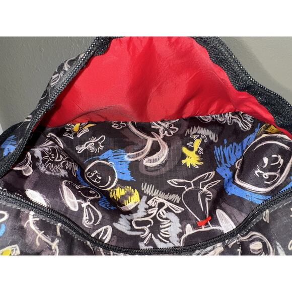 LeSportSac Snoopy Peanuts Sketch Classic Hobo Black Nylon Crossbody Bag - Picture 12 of 16